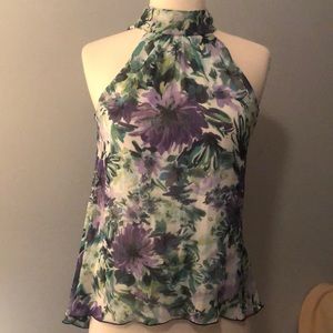 High kneck dress blouse with key hole back